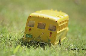 busʐ^